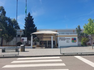 Fachada da escola.