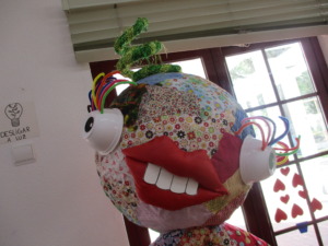 Assusta, mas pouco!