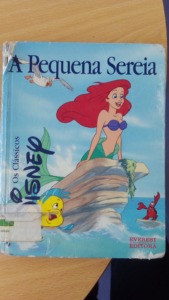 Capa do livro escolhido na nossa biblioteca escolar