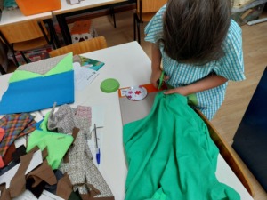 meninos a trabalhar (2).jpg