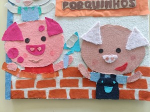 Detalhes dos porquinhos da história
